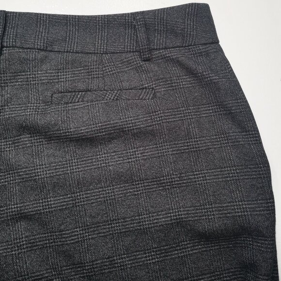 Van Heusen Studio Stretch Ladies Size 14R Black & Grey Plaid Straight Leg Pants - Picture 9 of 12
